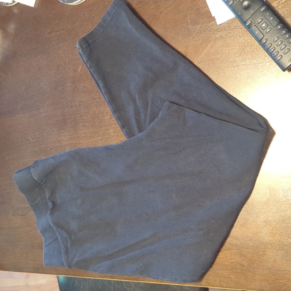 Black Capri leggings
